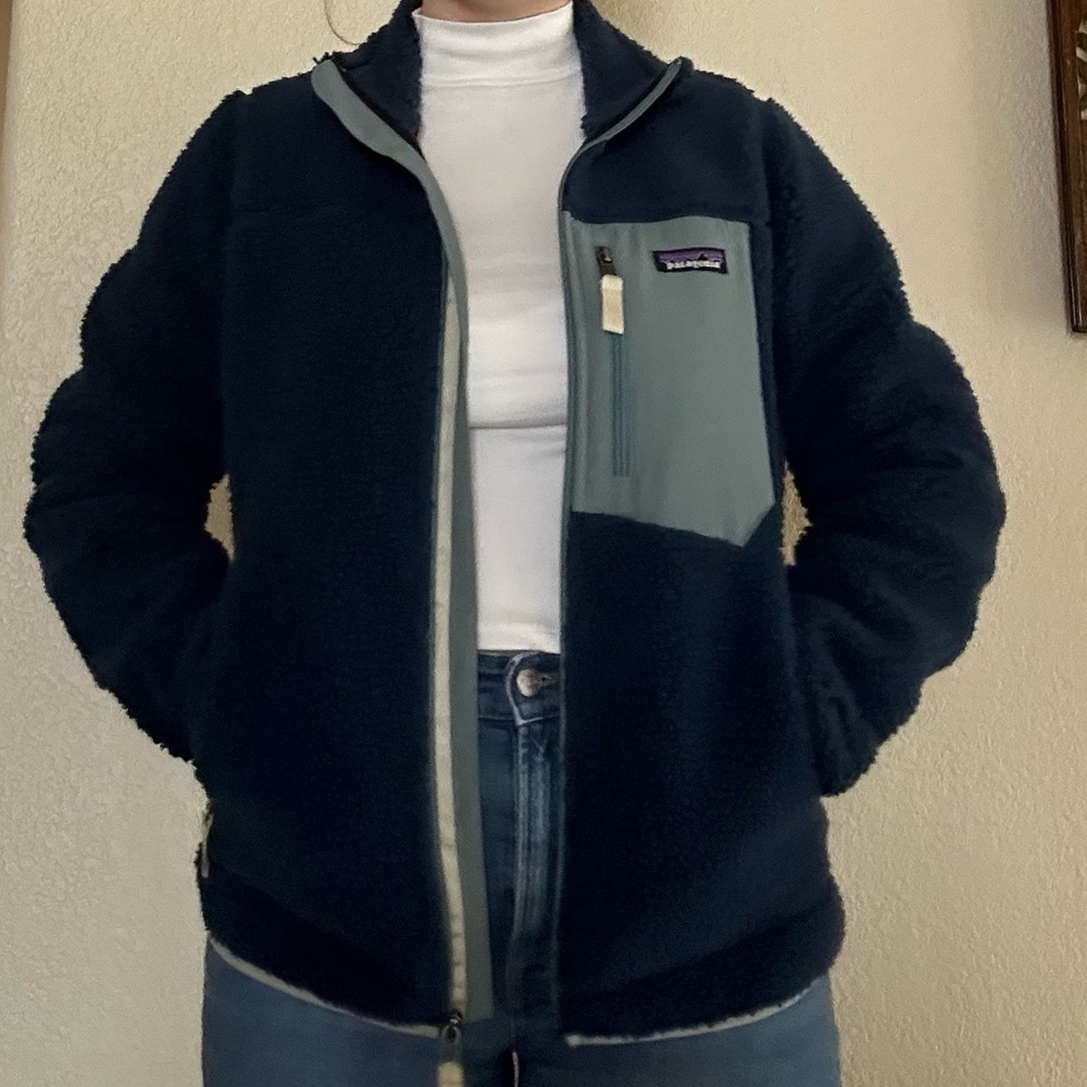 Patagonia fur windbreaker jacket size small